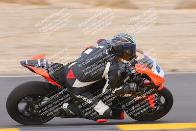 media/Sep-11-2022-SoCal Trackdays (Sun) [[81b7e951af]]/Turn 9 Inside (910am)/